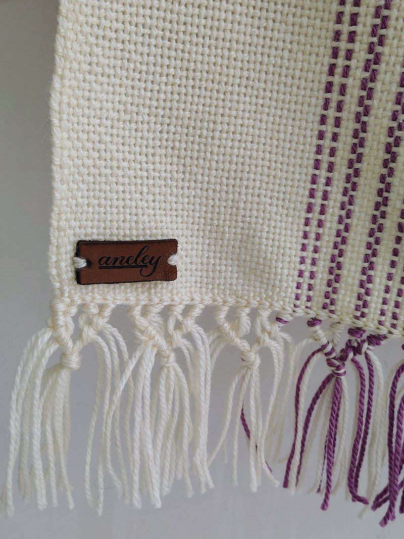 Pashminas Awawe tejidas en telar artesanales